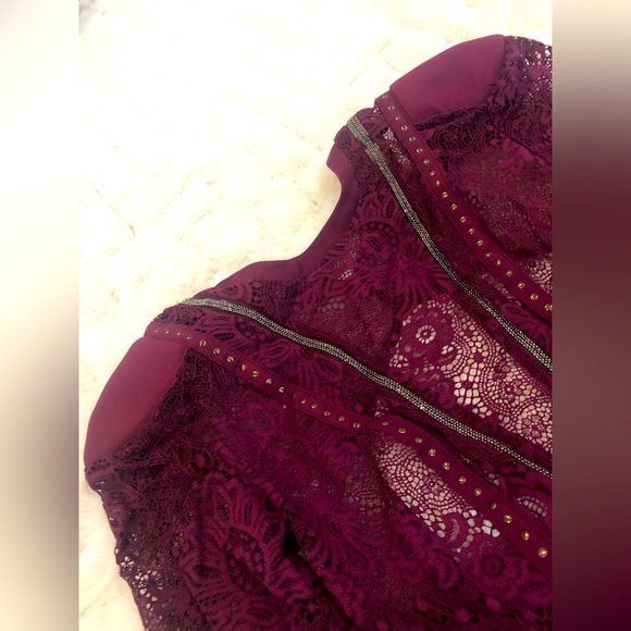 VERY SEXY Victoria’s Secret XSmall burgundy/maroon lace embellished bodysuit - Picture 7 of 14